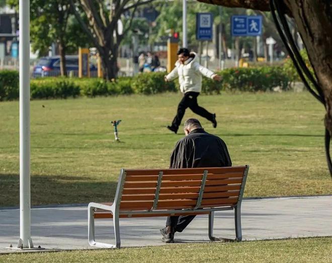 人抛弃了双11爱上了“老年严选”AG真人百家家乐平台这届脆皮年轻(图15)